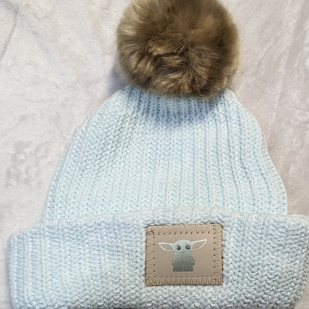 New limited edition Star Wars Love Your Melon beanie with pom women's